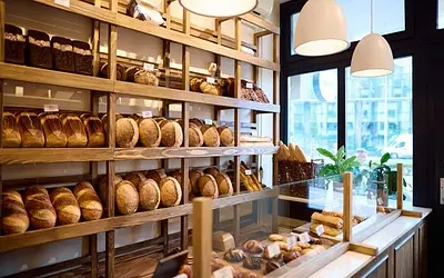 Γιατί κλείνουν κατά χιλιάδες οι μικρές επιχειρήσεις στην Ελλάδα: Τα νέα δεδομένα