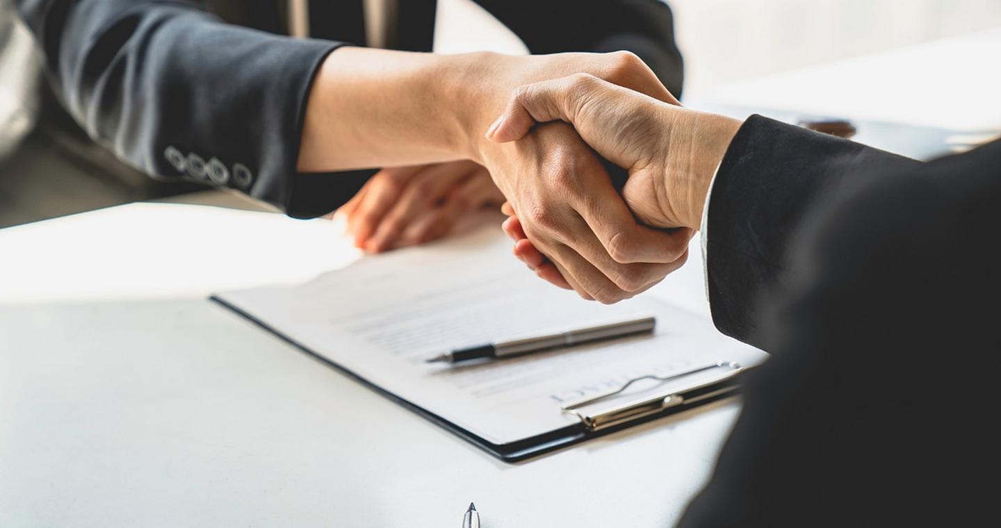 Ελληνικό comeback στη νεανική ανεργία: Για πρώτη φορά έπεσε κάτω από τον μέσο όρο της ΕΕ, στο 13% τον Δεκέμβριο