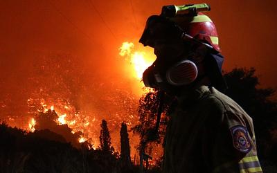 Πυρκαγιές στην Ελλάδα: Η κλιματική κρίση αλλάζει το τοπίο