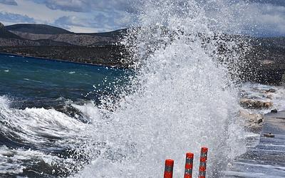 Έρχεται ζέστη: Έως 34 βαθμούς και ισχυροί άνεμοι τη Δευτέρα!