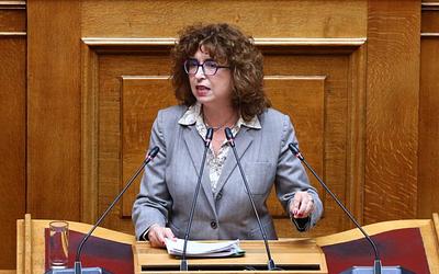 Ανατροπές στην Πλεύση Ελευθερίας: Η ανεξαρτητοποίηση της Έλενας Καραγεωργοπούλου