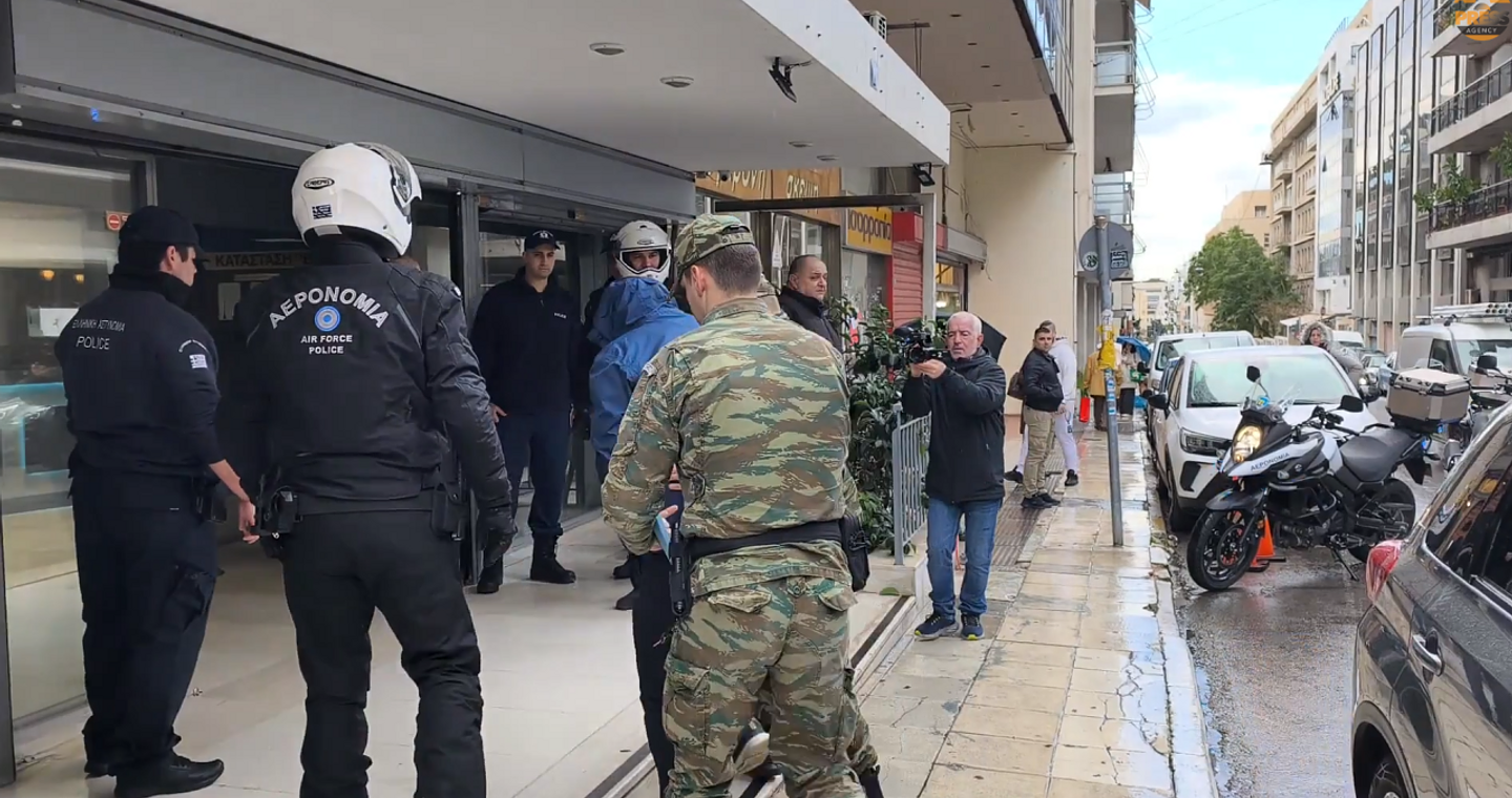 Στο Αεροδικείο ο σμήναρχος για την υπόθεση κατασκοπείας - Έφτασε η ώρα της απολογίας (Βίντεο)