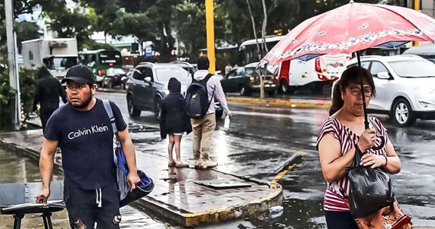 Το Περού πλήττεται από ισχυρό αντικυκλώνα με σφοδρούς ανέμους – Ενας νεκρός, μεγάλα κύματα κλείνουν λιμάνια