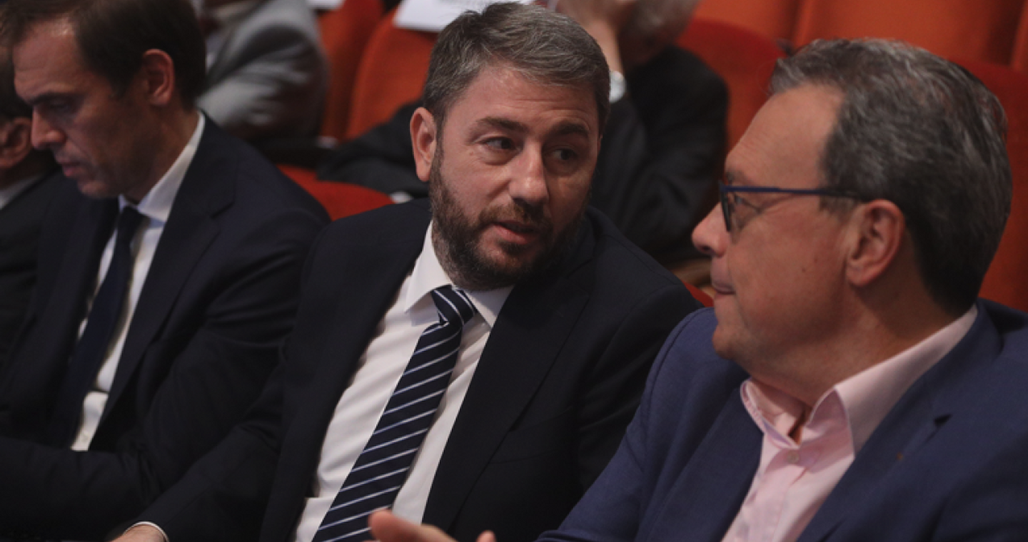 Το ΠΑΣΟΚ καταθέτει πρόταση για αναγνώριση της Παλαιστίνης - Αιχμηρή αντίδραση από τον ΣΥΡΙΖΑ