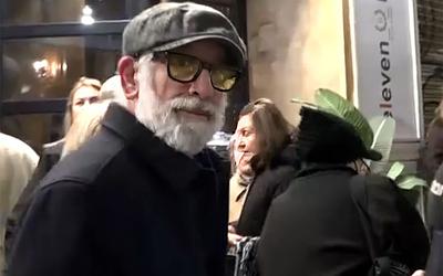 Πέτρος Φιλιππίδης: Η απρόσμενη συνάντηση στο θέατρο και η αντίδραση στην κάμερα