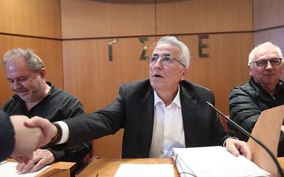 Εμφύλιος στο ΠΑΣΟΚ: Η ΠΑΣΚΕ απειλεί με ομαδική αποχώρηση και «βόμβες»