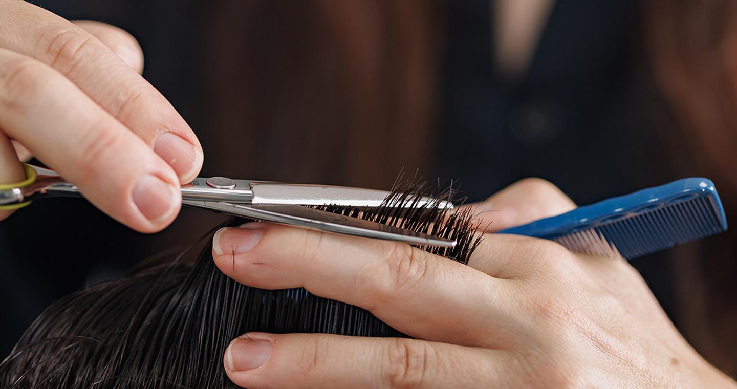 «Το παραδέχομαι, τον χτύπησα, ήμουν νευριασμένος» – Τι είπε ο 25χρονος που ξυλοκόπησε κομμωτή στην Πύλο