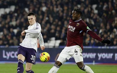 Θρίλερ στο 96': Η Μάντσεστερ Γιουνάιτεντ γλίτωσε το κάζο στο Λονδίνο