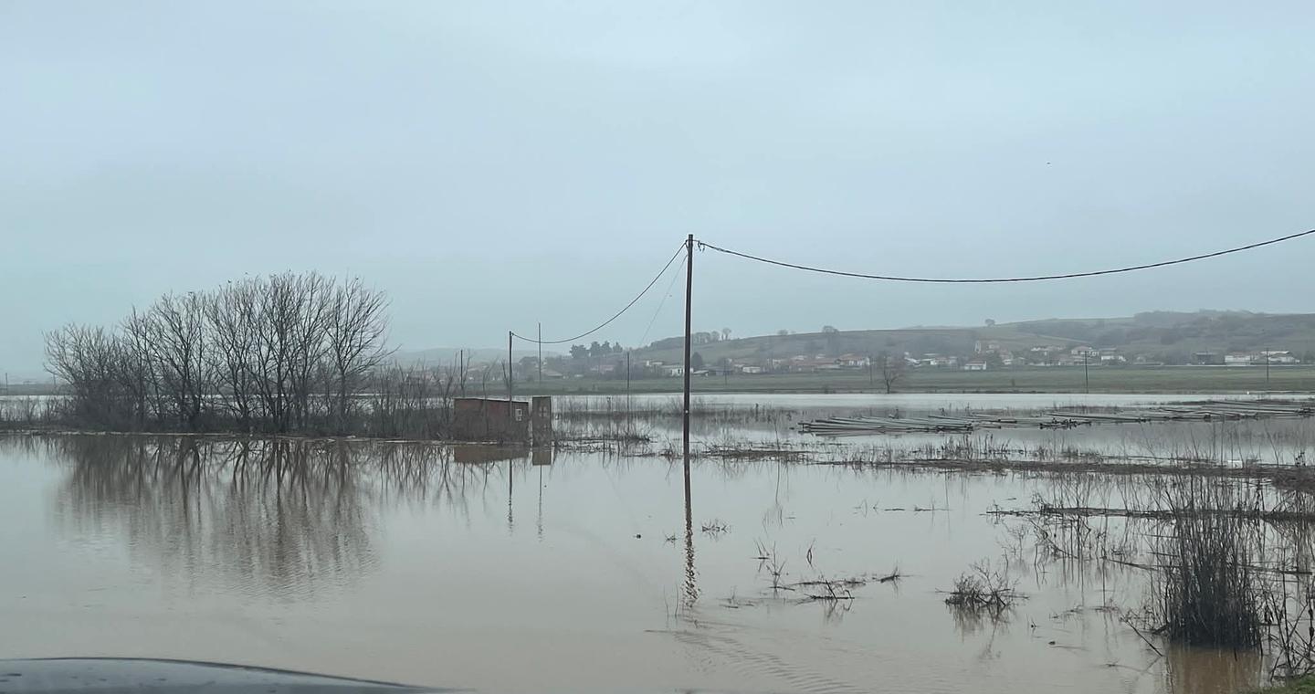 Κίνδυνος πλημμυρών στον Εβρο – Υπερχείλισαν τα φράγματα της Βουλγαρίας