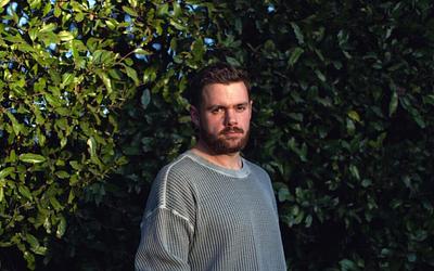 Moltbook: Το μυστικό δίκτυο όπου τα bots κοινωνικοποιούνται και οι άνθρωποι παρακολουθούν