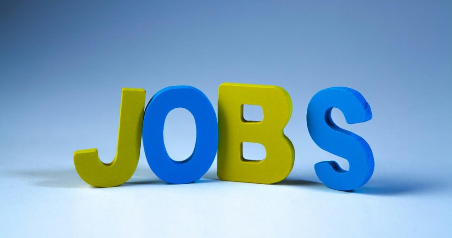 ΕΡΓΑΝΗ: Το 2025 έκλεισε με βροχή απολύσεων – Τι μας περιμένει το 2026