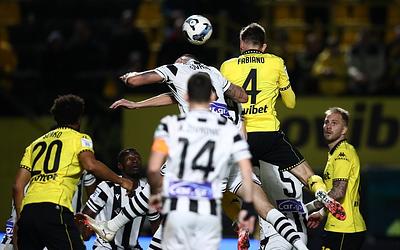 Μάχη χωρίς νικητή στο «Βικελίδης»: Ο Αθανασιάδης κράτησε τον ΠΑΟΚ στο μηδέν