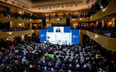 Διάσκεψη Μονάχου: Το «μπλόκο» των Δημοκρατικών στον Τραμπ και ο ευρωπαϊκός διχασμός