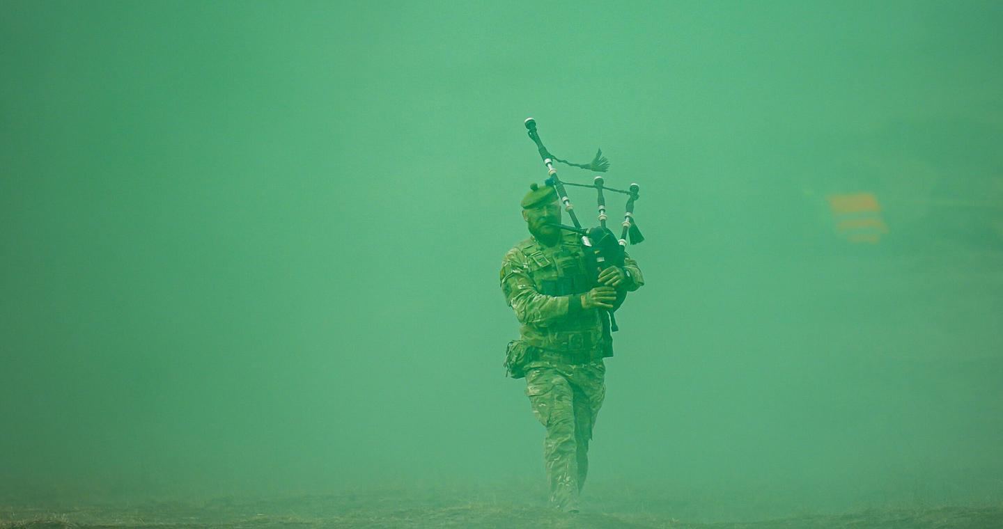 Ευρωβαρόμετρο: 2 στους 3 πιστεύουν ότι η χώρα τους απειλείται – Τι λένε οι Ελληνες