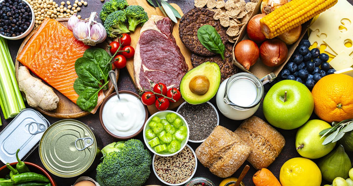 Υδατάνθρακες και δίαιτα: Οι τροφές που «καίνε» λίπος αντί να προσθέτουν κιλά, και τι δείχνουν οι νέες έρευνες