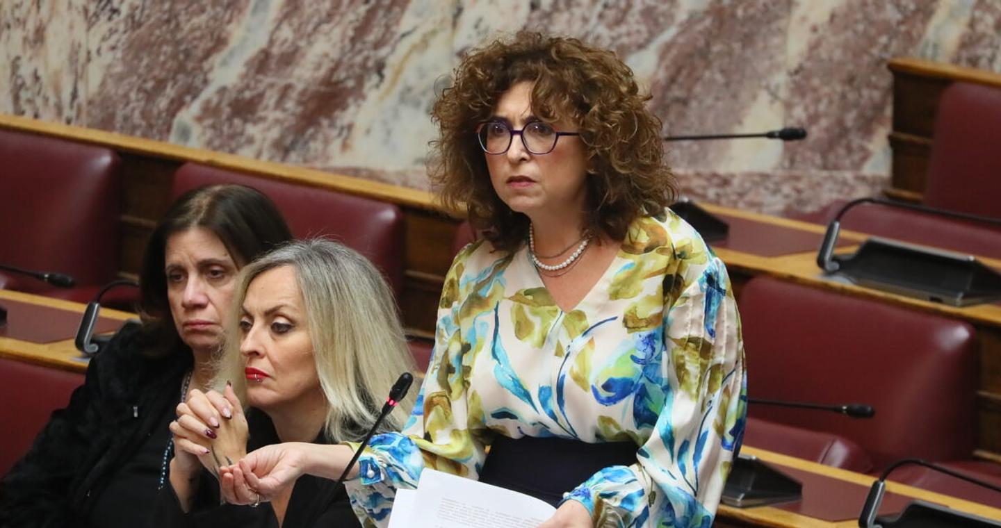 Έλενα Καραγεωργοπούλου: Η επιστολή παραίτησης από την Πλεύση Ελευθερίας - «Διατηρώ την έδρα που μου εμπιστεύθηκαν οι πολίτες»