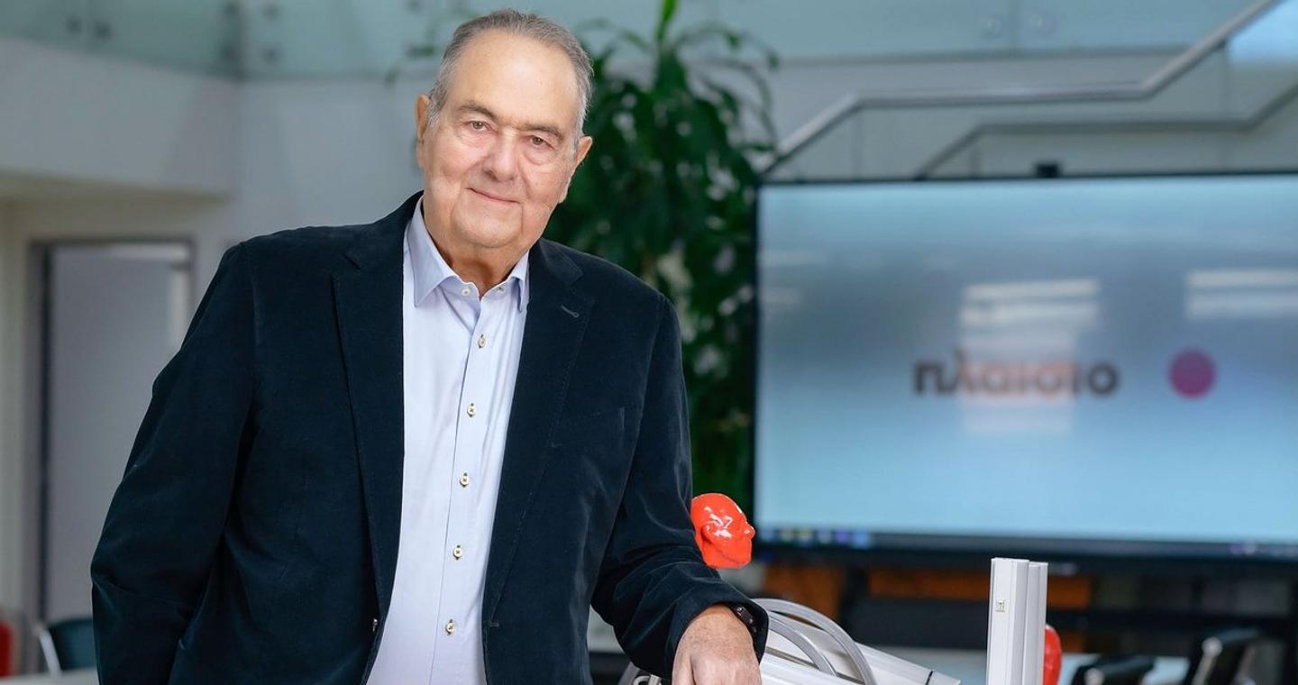 Ποιος ήταν ο Γιώργος Γεράρδος, ο άνθρωπος που έκανε ένα μαγαζάκι 12 τ.μ. μια αυτοκρατορία τεχνολογίας