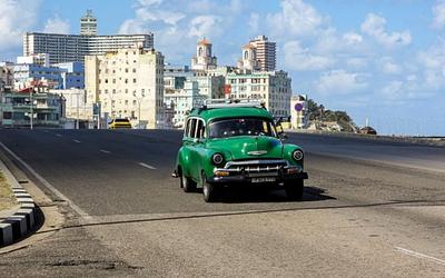 Σε ελεύθερη πτώση η Κούβα: Οι κυρώσεις των ΗΠΑ πνίγουν τον τουρισμό