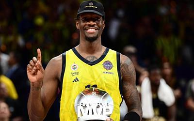 Η μεγάλη ανατροπή ολοκληρώθηκε: Ο Νάιτζελ Χέιζ-Ντέιβις στον Παναθηναϊκό για 2,5 χρόνια!