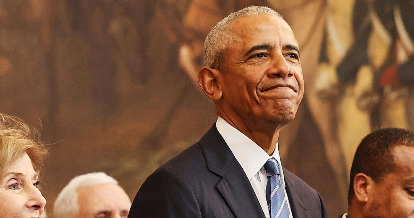 Έμμεση «επίθεση» Ομπάμα στον Τραμπ: Ο πολιτικός λόγος έχει καταντήσει «παράσταση κλόουν»