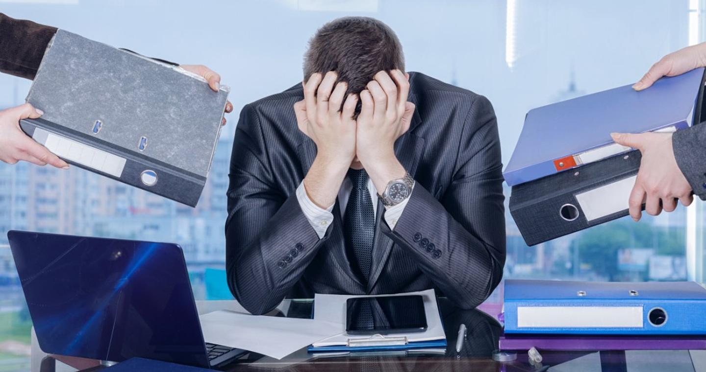 Εργασιακό burnout – Μύθοι και αλήθειες για το σύνδρομο που εξαντλεί πάνω από τρεις στους τέσσερις