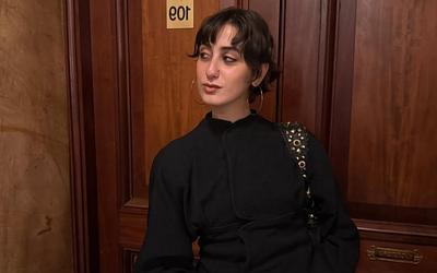 Ράμα Ντουβάτζι: Η Πρώτη Κυρία της Νέας Υόρκης που επαναπροσδιορίζει τη μόδα