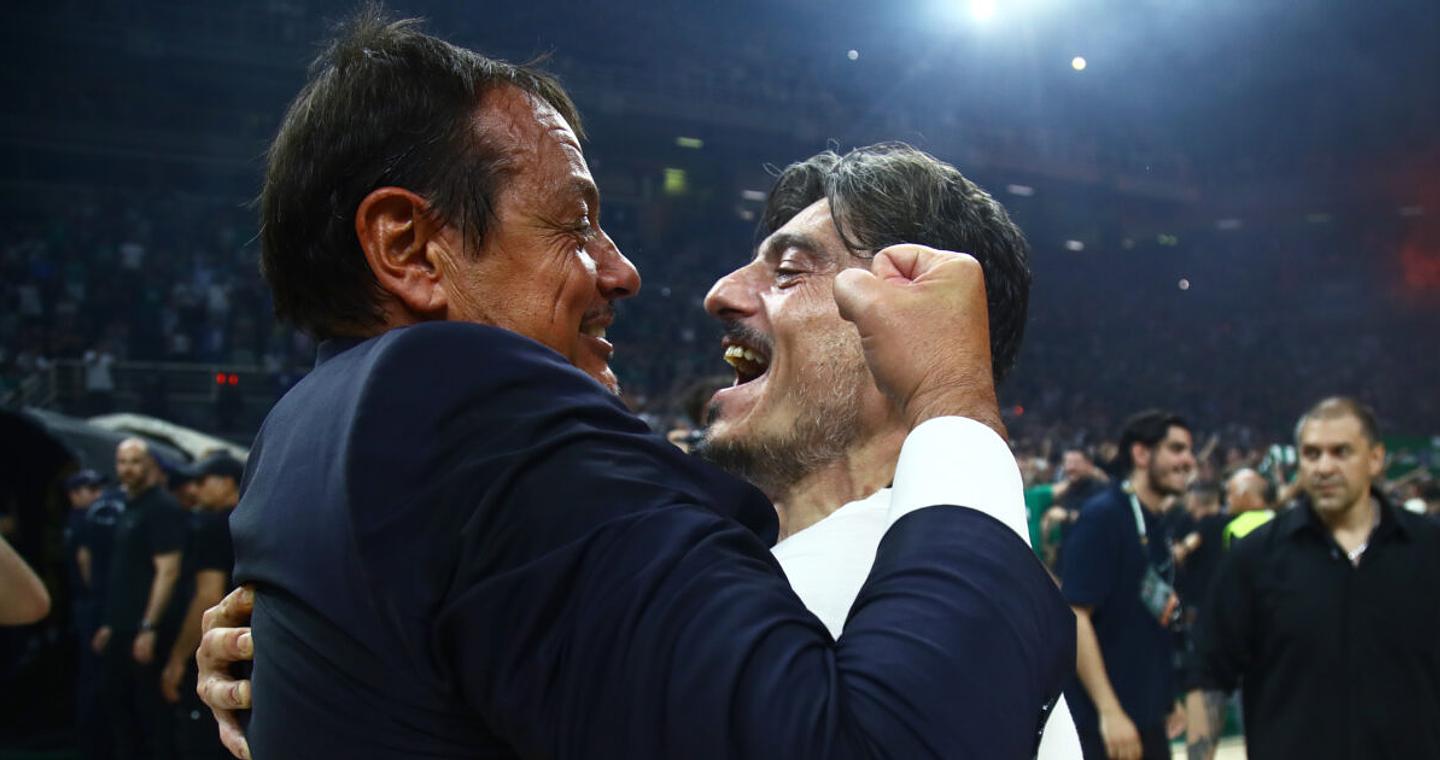 Ο Δημήτρης Γιαννακόπουλος ανέβασε φωτογραφίες των παικτών του Παναθηναϊκού και του Εργκίν Αταμάν στο Instagram με μήνυμα ενότητας