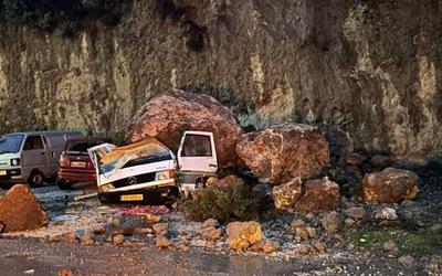 Συναγερμός στη Δυτική Ελλάδα: Κατολισθήσεις, πλημμύρες και εικόνες καταστροφής σε πολλές πόλεις