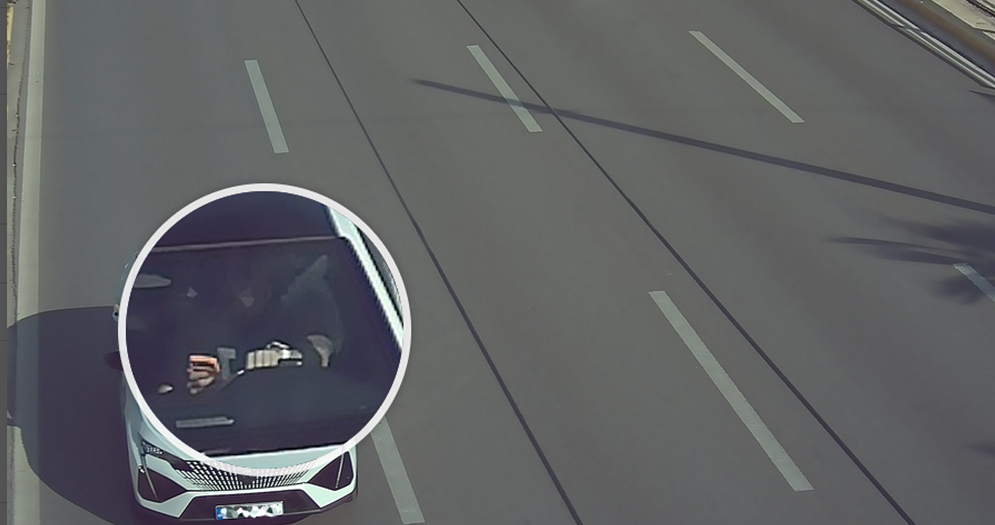 Κάμερες σε λεωφορεία και δρόμους: Η απόφαση που «ξεκλειδώνει» την επιβολή προστίμων