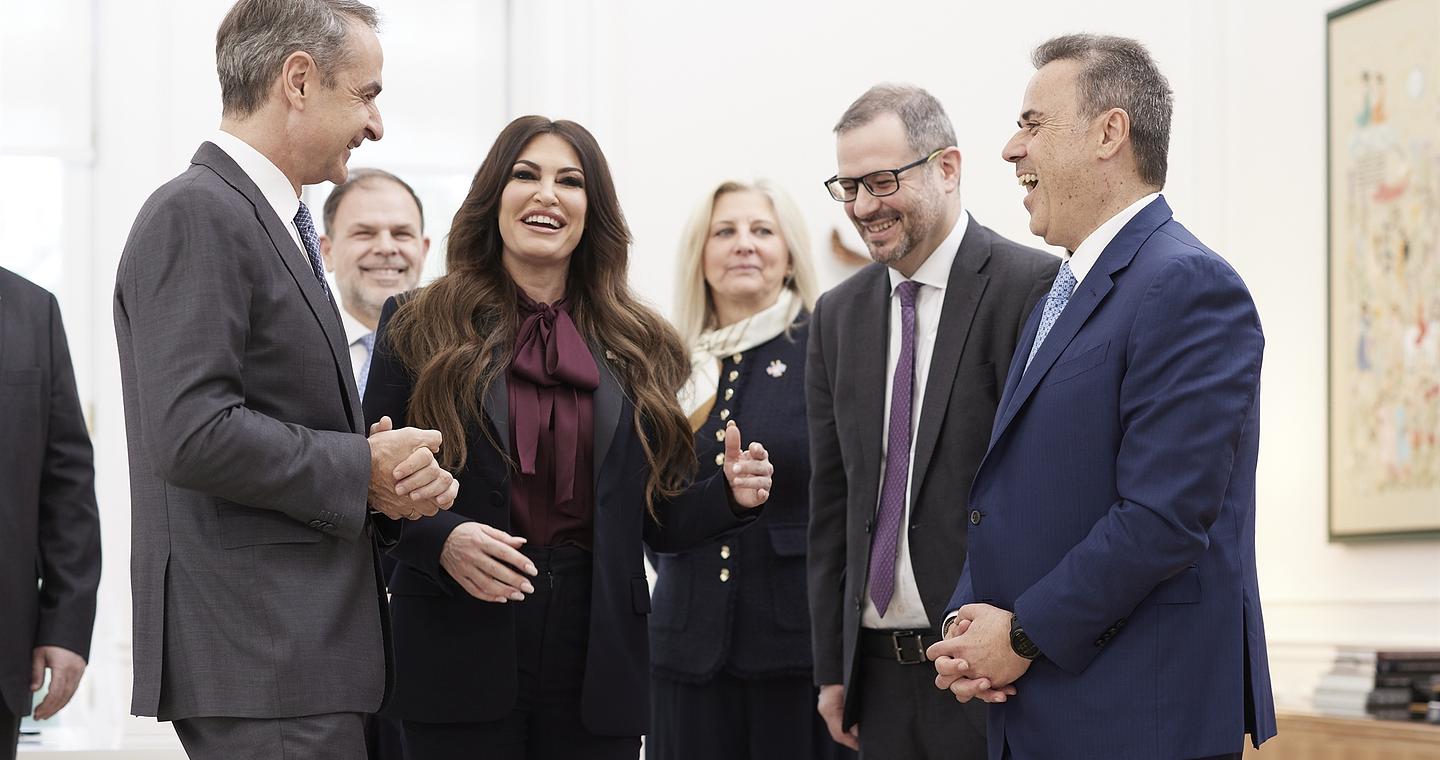 Ελλάδα – ΗΠΑ: Τι κρύβουν τα εύσημα Τραμπ