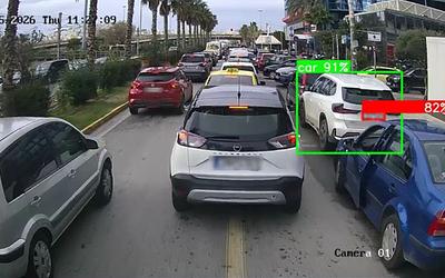 Αποκαλύπτονται οι πρωταθλητές των παραβάσεων: Πού «καίνε» οι κάμερες στις λεωφορειολωρίδες της Αθήνας