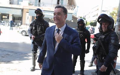 Σκληρή κόντρα στη Νίκαια: Η επίσκεψη Γεωργιάδη και οι καταγγελίες για βία