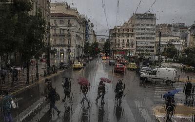 Τι αλλάζει στον καιρό: Η κακοκαιρία σαρώνει τη χώρα σε τρεις φάσεις