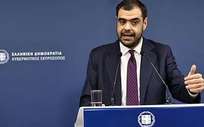 Πολιτική σύγκρουση μέχρις εσχάτων: Το σκάνδαλο του ΟΠΕΚΑ στο επίκεντρο της αντιπαράθεσης