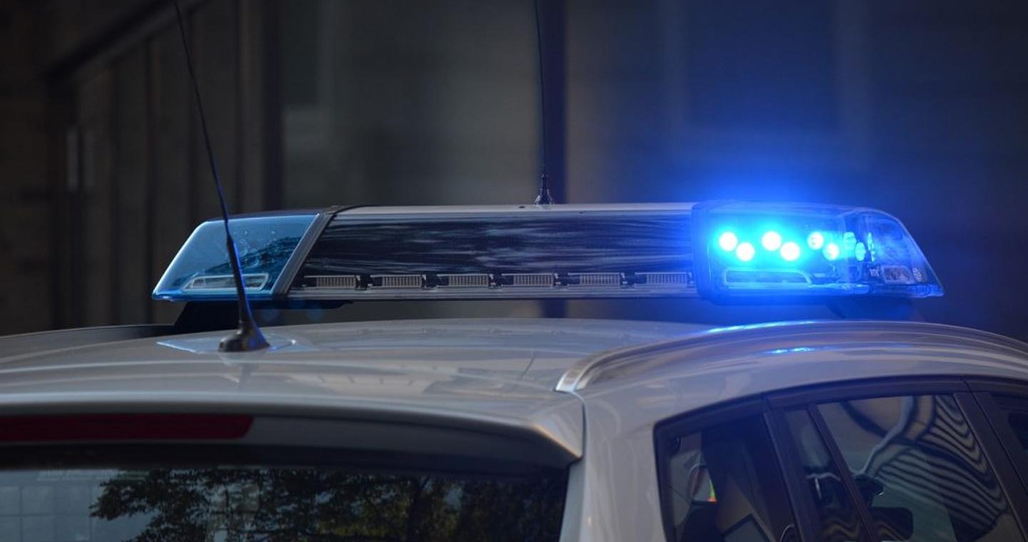 Καισαριανή: Όπλα και πυρομαχικά εντοπίστηκαν από περαστικό σε κάδο απορριμμάτων