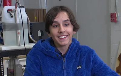 12χρονος μαθητής αναπαρήγαγε πυρηνική σύντηξη και βάζει πλώρη για το ρεκόρ Γκίνες