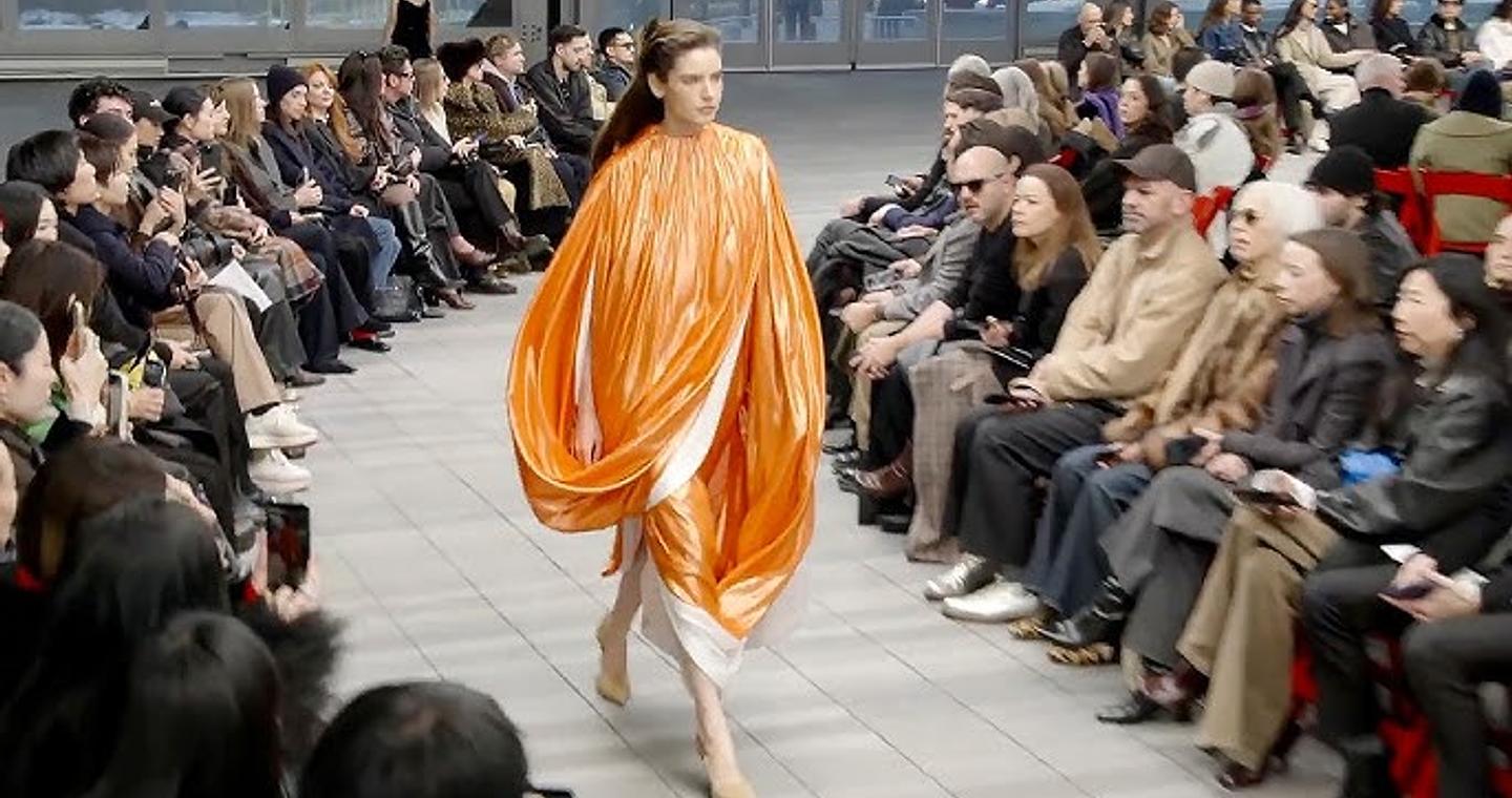 Η λατρεία του σώματος – Η νέα σχεδιάστρια του Calvin Klein δε θέλει να γίνει μέλος της «αίρεσης» του οίκου