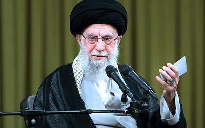 Πυρηνικό θρίλερ στη Γενεύη: Η «σφαλιάρα» του Χαμενεΐ και οι απειλές Τραμπ