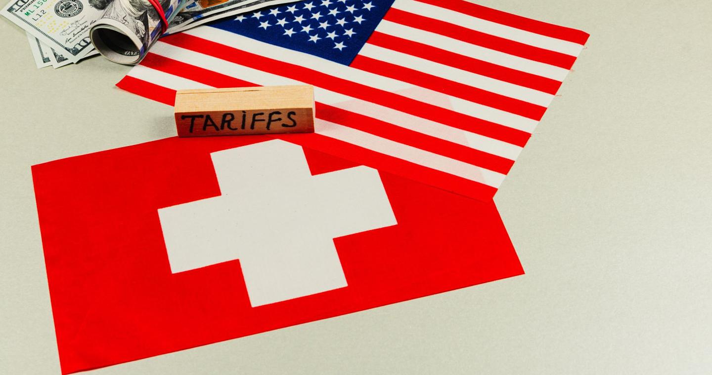 Ελβετία: Προετοιμάζεται για μόνιμους δασμούς από τον Τραμπ παρά την απόφαση του Ανωτάτου Δικαστηρίου