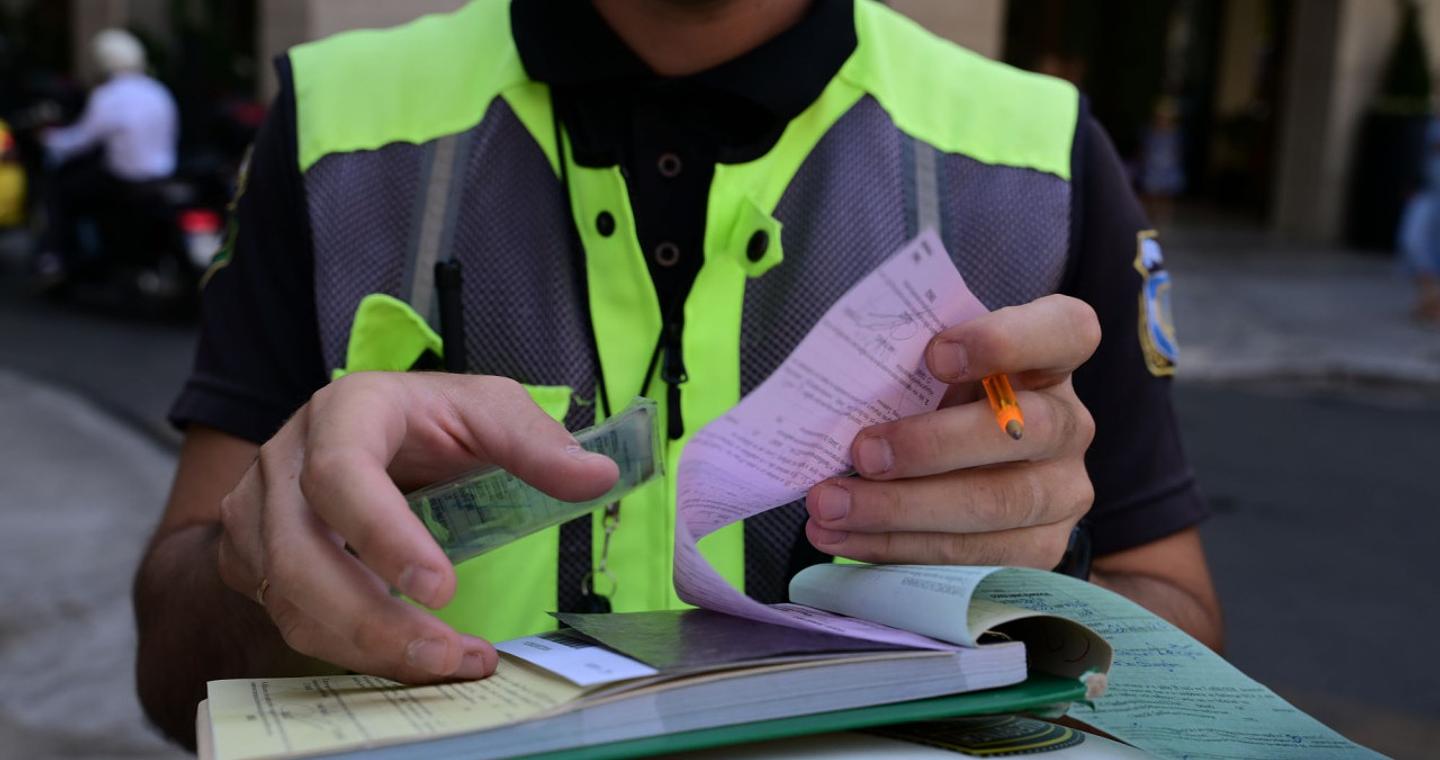 Θεσσαλονίκη: Συνελήφθη 25χρονος που έτρεχε με 186 χλμ/ώρα
