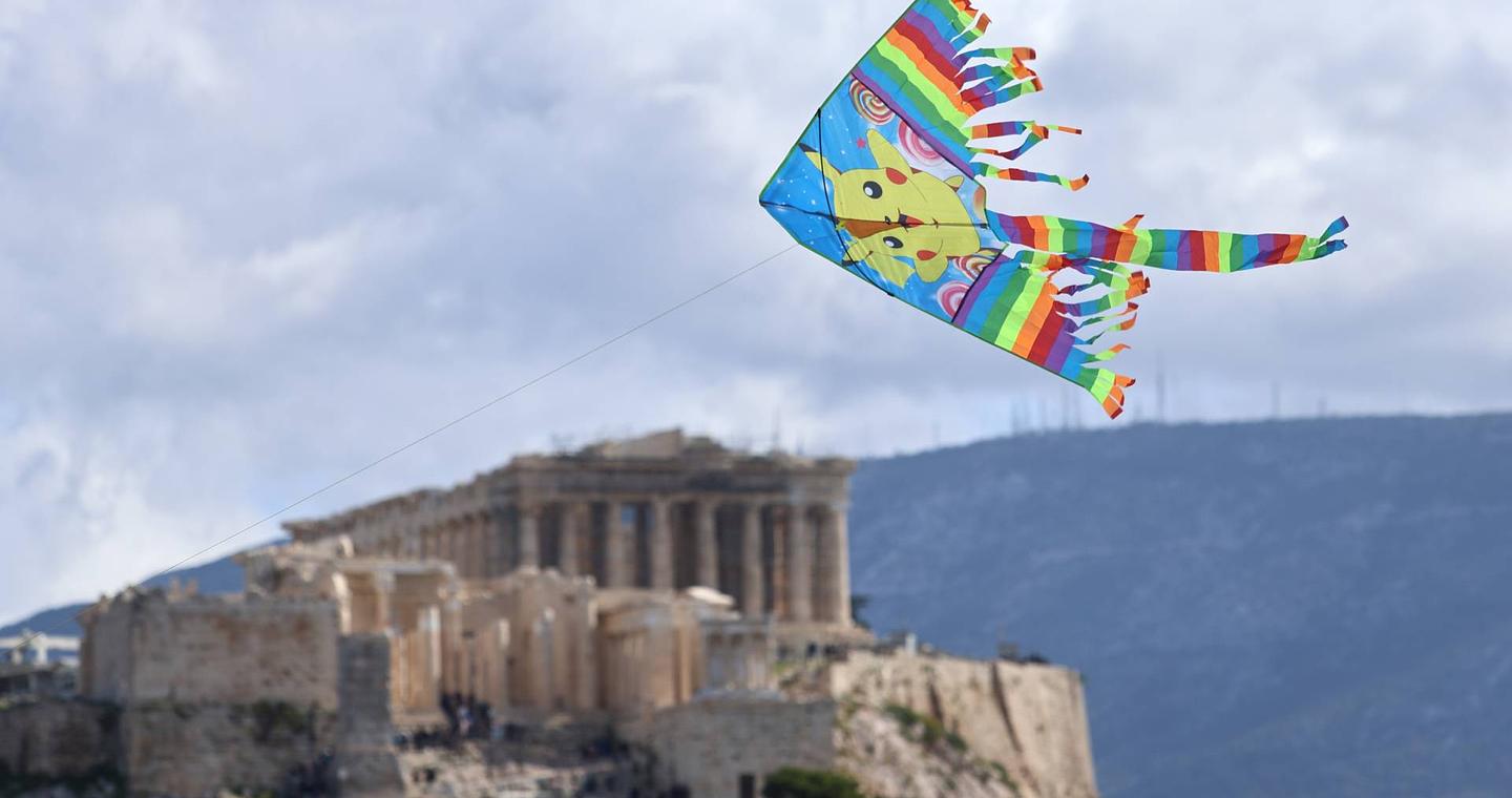 Με γενικά αίθριο καιρό το πέταγμα του χαρταετού – Πού θα βρέξει