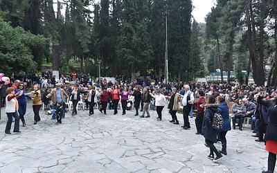 Καθαρά Δευτέρα 2026: Ο απόλυτος οδηγός για τα γλέντια σε Αττική και Θεσσαλονίκη