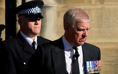 Σεισμός στο Μπάκιγχαμ: Το μέλλον του πρίγκιπα Άντριου κρέμεται από μια κλωστή