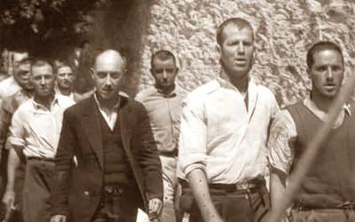 Η αλύγιστη στάση των 200 της Καισαριανής και τα ιστορικά ντοκουμέντα