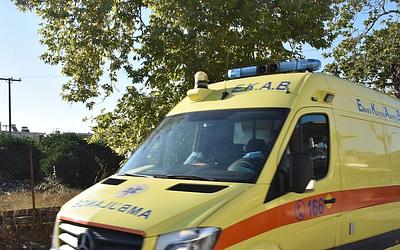 Θρίλερ στην Οινόη: 14χρονος πήρε κρυφά το αυτοκίνητο και καρφώθηκε σε δέντρο