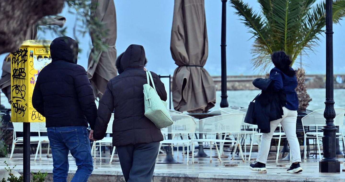 Καιρός: Ποδαρικό με ψύχρα σε Αθήνα και Θεσσαλονίκη «δείχνουν» τα ensembles για τον Μάρτιο - Η πρόγνωση του Γιώργου Τσατραφύλλια