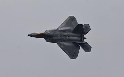 Η αμερικανική αρμάδα στο Ισραήλ: Τα F-22 και το μήνυμα του Ιράν