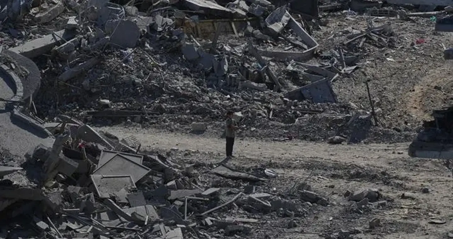 Το βίντεο της ντροπής: Ισραηλινοί πυροβολούν Παλαιστίνιο αγόρι και περιμένουν να πεθάνει από αιμορραγία