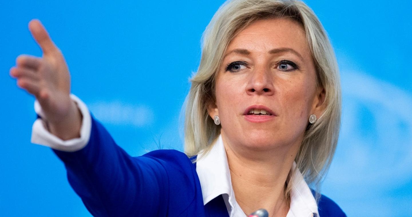 Ζαχάροβα: Μόνο ένας «παράφρων» θα πρότεινε μόνιμη απαγόρευση στο ρωσικό πετρέλαιο