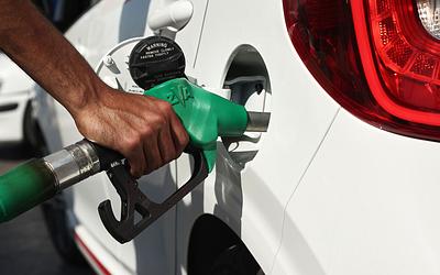 Νέο ράλι στα καύσιμα: Οι διεθνείς πιέσεις και το αγκάθι της νοθείας